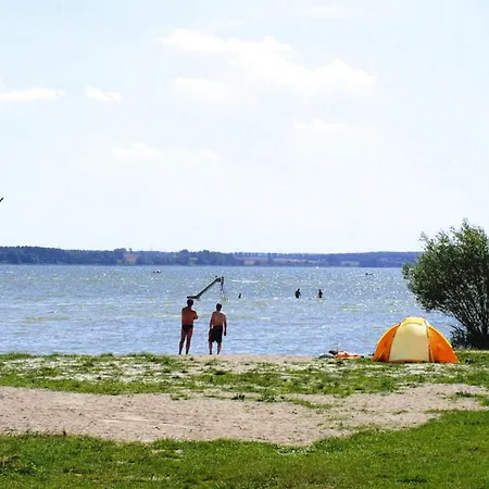 Ferienhaeuser Am Kummerower See, בית נופש