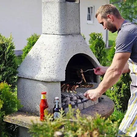 בית נופש Ferienhaeuser Am Kummerower See, Verchen